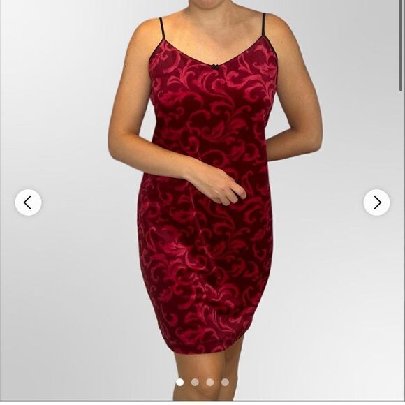Gilligan & O'Malley Y2K Red Velvet Mini Dress Size Large - Picture 1 of 11